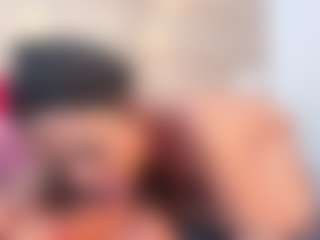 thaylanaa's Live Sex Cam Show