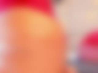 thaylanaa MILF webcam performer live streaming