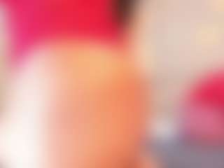 Live cam show with thaylanaa - Black MILF on xfollow cams
