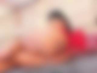 Live cam show with thaylanaa - Black MILF on Big Tits