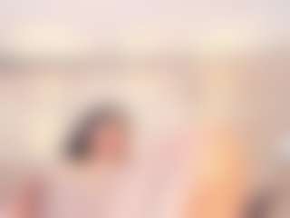 thaylanaa MILF webcam performer live streaming