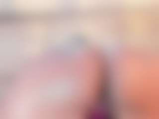 thaylanaa MILF webcam performer live streaming