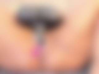 thaylanaa's Live Sex Cam Show
