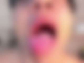 thaylanaa's Live Sex Cam Show