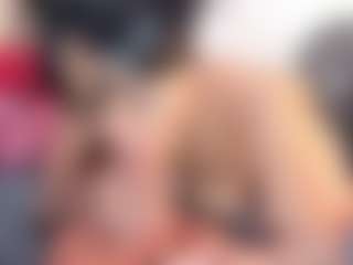 Live cam show with thaylanaa - Middle Aged on TeamSkeetLive