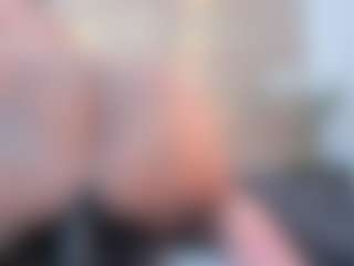Live cam show with thaylanaa - Mature on Uber Horny