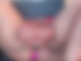 thaylanaa's Live Sex Cam Show