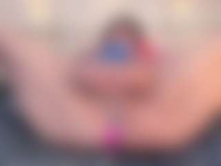 thaylanaa MILF webcam performer live streaming