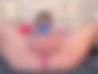 thaylanaa's Live Sex Cam Show