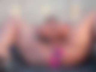 thaylanaa's Live Sex Cam Show