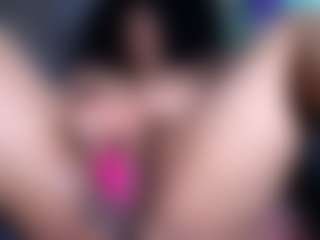 Ebony-olsson MILF webcam performer live streaming