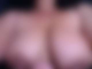 Ebony-olsson's Live Sex Cam Show
