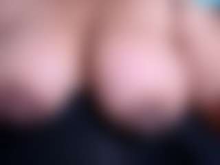 Live cam show with Ebony-olsson - Blowjob on Sex Cam Show