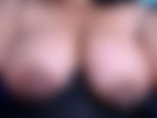 Ebony-olsson's Live Sex Cam Show