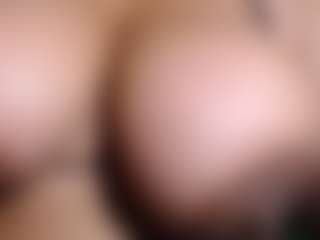 Ebony-olsson's Live Sex Cam Show