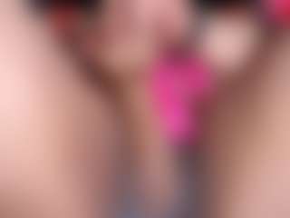 Ebony-olsson's Live Sex Cam Show