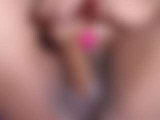 Ebony-olsson's Live Sex Cam Show