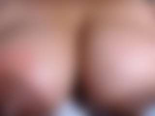 Live cam show with Ebony-olsson - Smoking on Camsoda