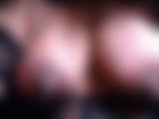 Live cam show with Ebony-olsson - BBW on SmokeAndPoke
