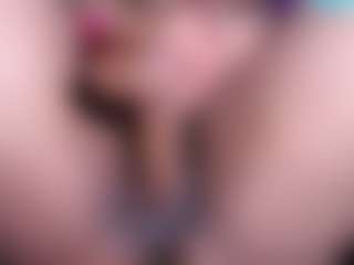 Live cam show with Ebony-olsson - Smoking on Camsoda