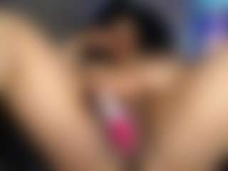 Ebony-olsson MILF webcam performer live streaming
