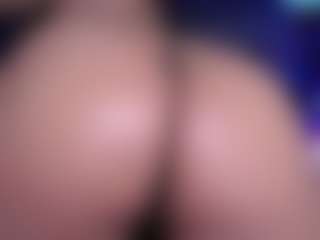 Ebony-olsson's Live Sex Cam Show