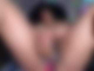 Live cam show with Ebony-olsson - Spanish MILF on Camversity | colombia