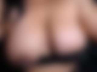 Ebony-olsson's Live Sex Cam Show