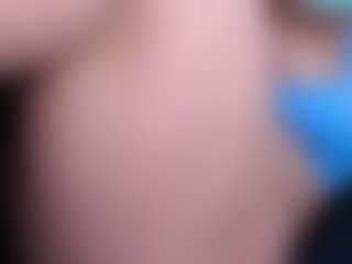 Live cam show with Ebony-olsson - Smoking on Camsoda