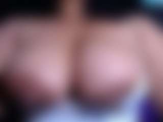 Ebony-olsson's Live Sex Cam Show