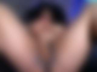 Ebony-olsson MILF webcam performer live streaming