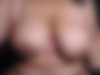 Ebony-olsson's Live Sex Cam Show