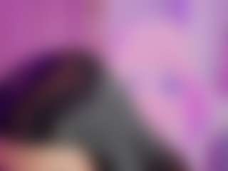 Live cam show with MollyBigBoobs - Drinking on Dare Cams