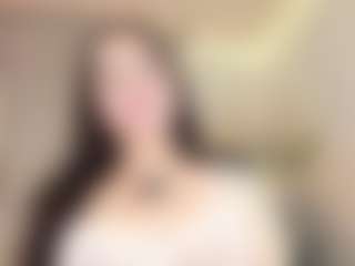 Live cam show with NitzziRouse - Spit on fuklive.com