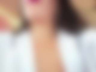 Live cam show with NitzziRouse - Thin on Camming Site