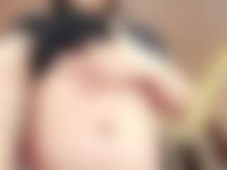 Live cam show with NitzziRouse - Thin on Camming Site
