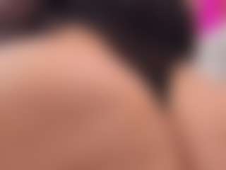 Live cam show with Sheryll - Public Mature on Camsoda