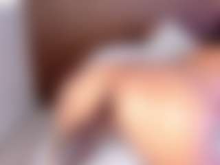 katia-3's Live Sex Cam Show