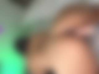 katia-3's Live Sex Cam Show