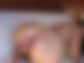 katia-3's Live Sex Cam Show