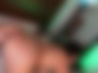 katia-3's Live Sex Cam Show