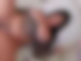 katia-3's Live Sex Cam Show