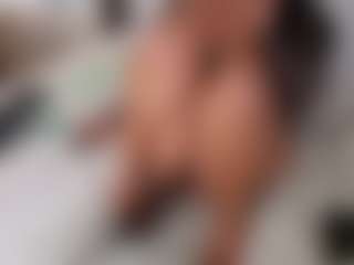katia-3's Live Sex Cam Show