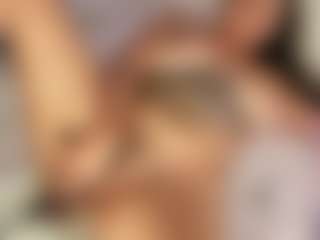 katia-3's Live Sex Cam Show