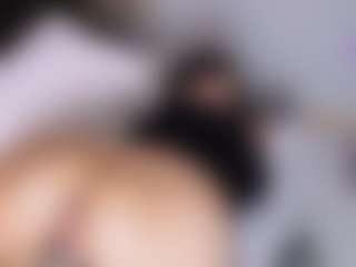 katia-3's Live Sex Cam Show