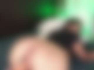 katia-3's Live Sex Cam Show