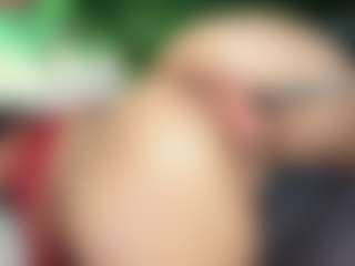 katia-3's Live Sex Cam Show