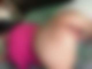katia-3's Live Sex Cam Show