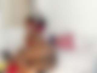 Live cam show with Mariposats - Average on wildcum.com