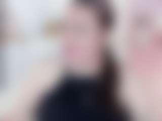 Live cam show with malley-adams - Teen (18+) on live18s.com